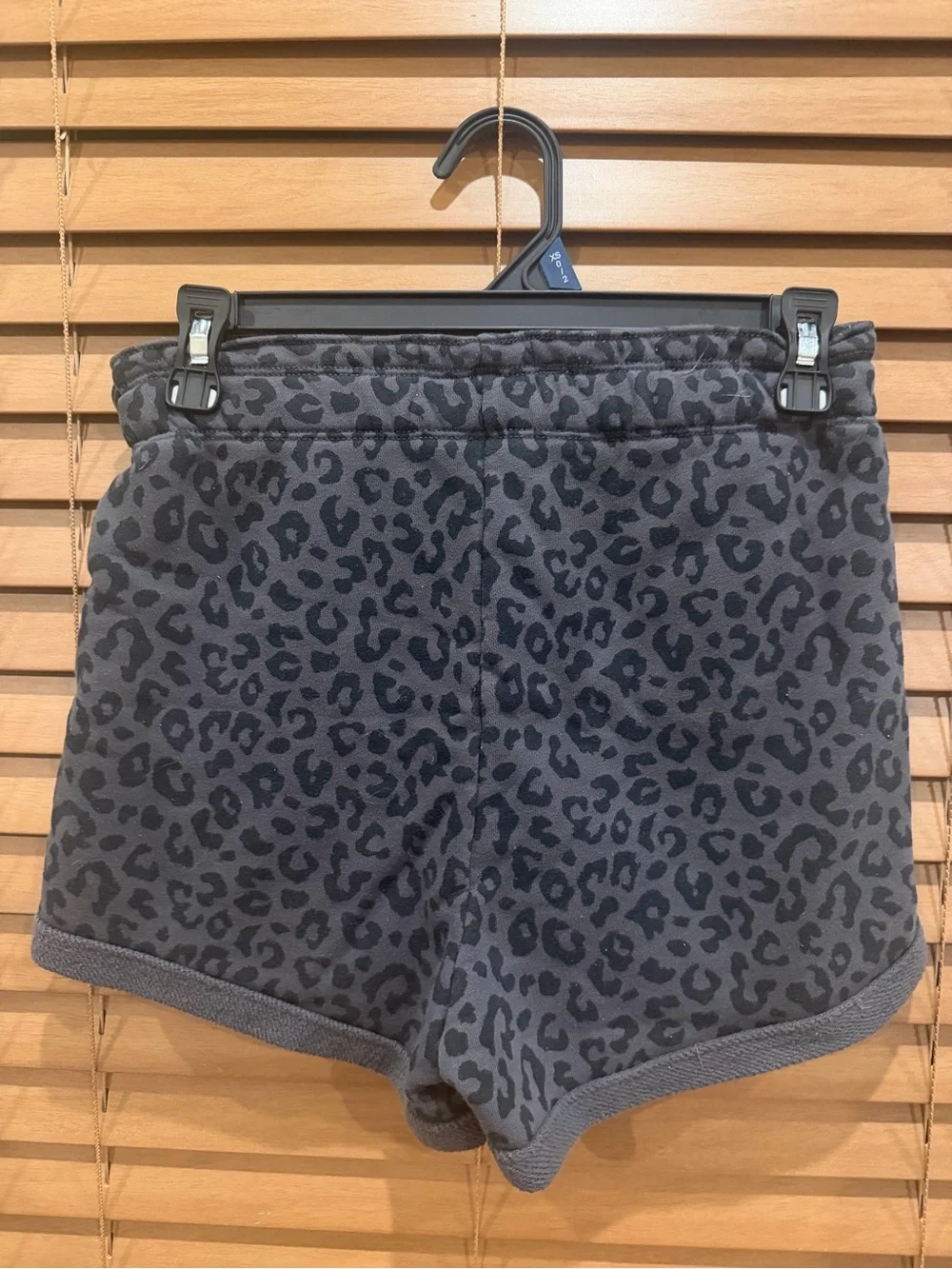 Abercrombie & Fitch Charcoal Leopard Pull‑On Athletic Shorts